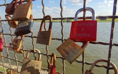 Hire a Hacker to Catch a Cheating Spouse